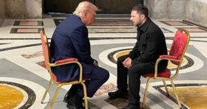 Трамп поділився деталями бесіди з Зеленським у Ватикані