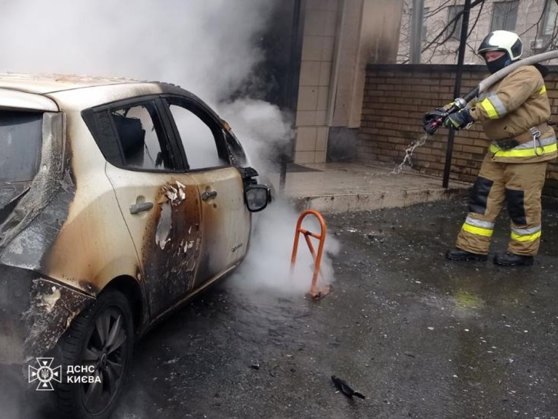 спалене авто в Києві спалене авто в Києві
