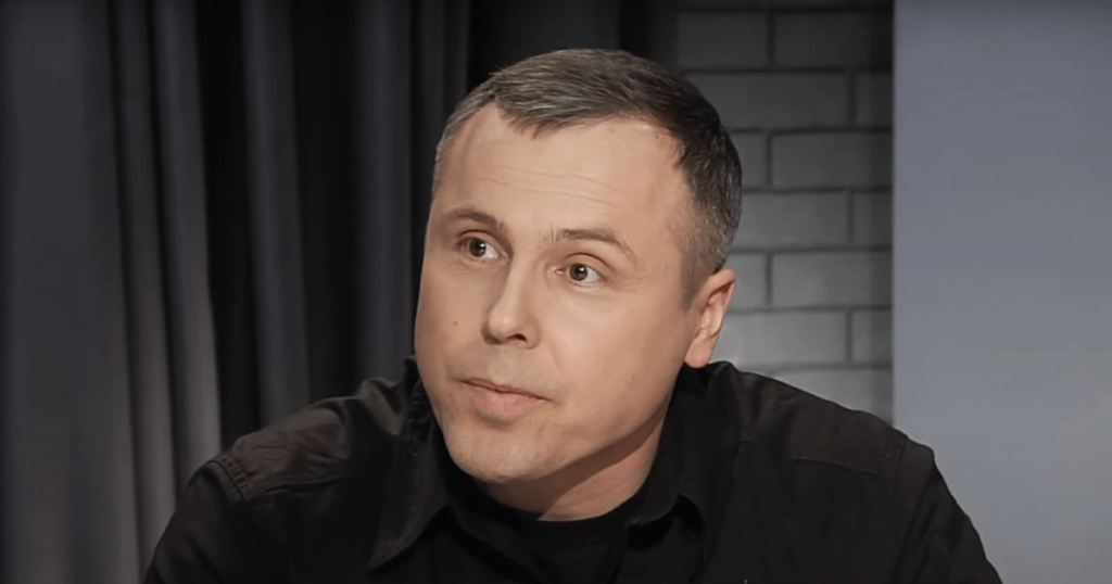 Можна виготовити мільйони дронів і танків, але без боєприпасів це всього лише метал," – заявив нардеп Костенко