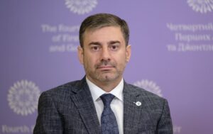 Росія намагається зірвати повернення дітей, використовуючи фальшиві благодійні фонди, - Лубінець