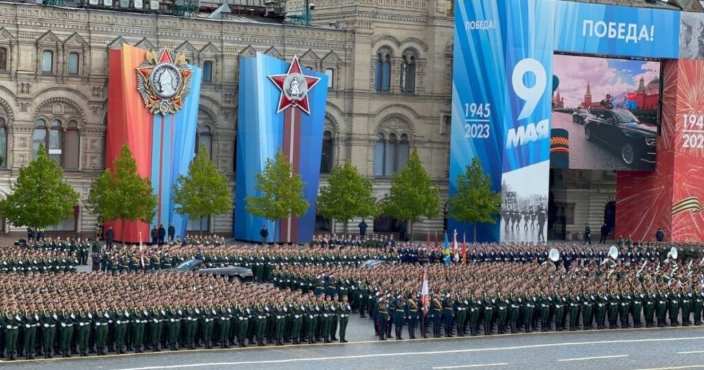 Кремль планує запросити іноземних військових до Москви на парад: реакція МЗС