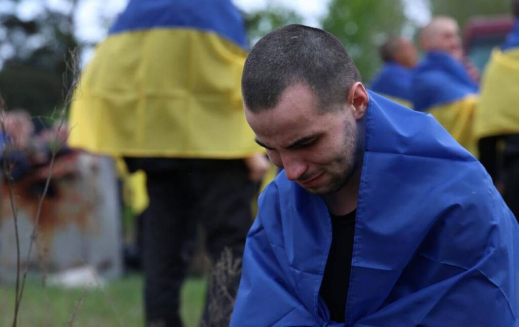 В Україні та Росії відбувся значний обмін військовополоненими: ключові деталі