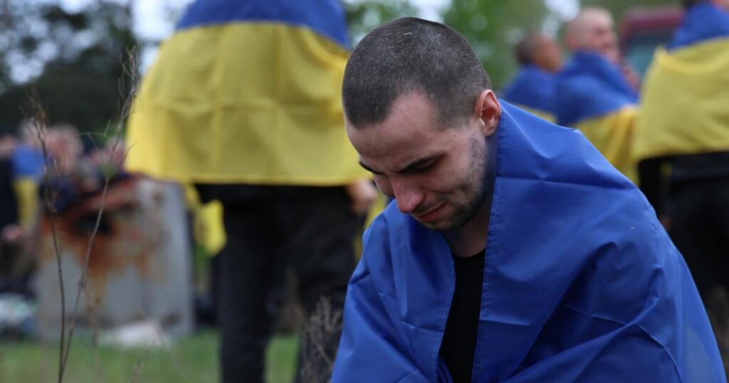 Обмін 205 на 205: Україна повернула своїх військових з полону Росії