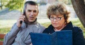 Пенсія для тих, хто отримує "мінімалку": скільки будуть отримувати українці з зарплатою 8 тисяч гривень