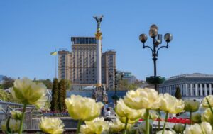 Квітневі морози та зростання євро погіршили бізнес-настрій в Україні