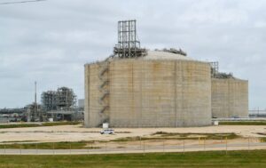 Європейський Союз планує повністю відмовитися від російського газу до 2027 року: подробиці від Bloomberg