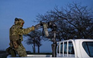 Україна під інтенсивною атакою російських "Шахедів": де звучить тривога та існує загроза ударів