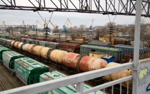 Експедитори України звертаються з проханням не підвищувати ціни на контейнерні перевезення УЗ
