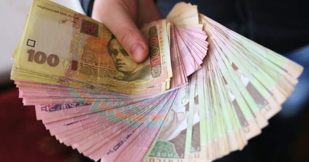 Гетманцев озвучив сроки підвищення податків в Україні