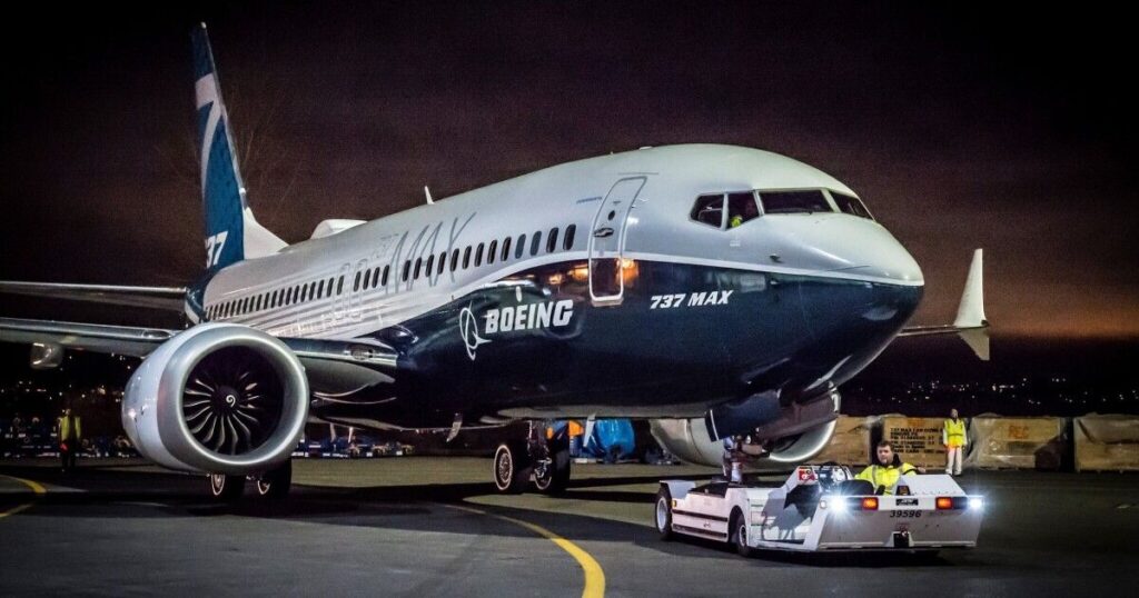 Внаслідок атаки ЗС РФ була вражена будівля Boeing у Києві: деталі від FT