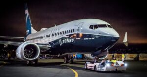 Внаслідок атаки ЗС РФ була вражена будівля Boeing у Києві: деталі від FT