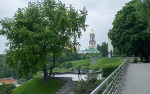 В Україні очікується різке зниження температури: вночі до +8 градусів