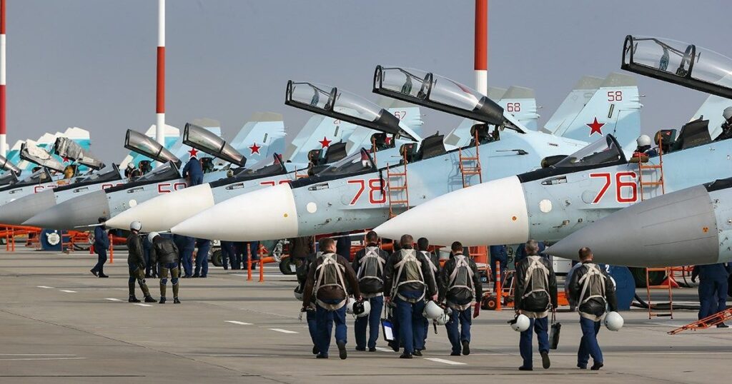 ЗС РФ збільшують кількість бомбардувальників, переміщуючи стратегічну авіацію до Сибіру