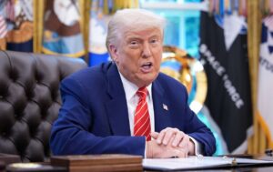 Трамп пообіцяв ввести нові мита для країн, які підтримують БРІКС