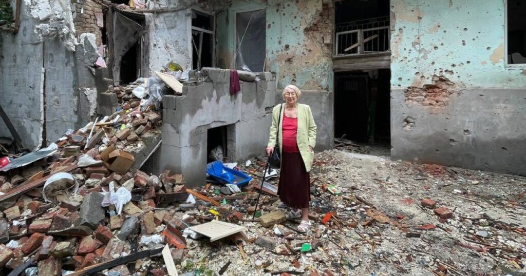 ЗС РФ зруйнували житло 79-річної рекордсменки з написання радіодиктанту у Львові