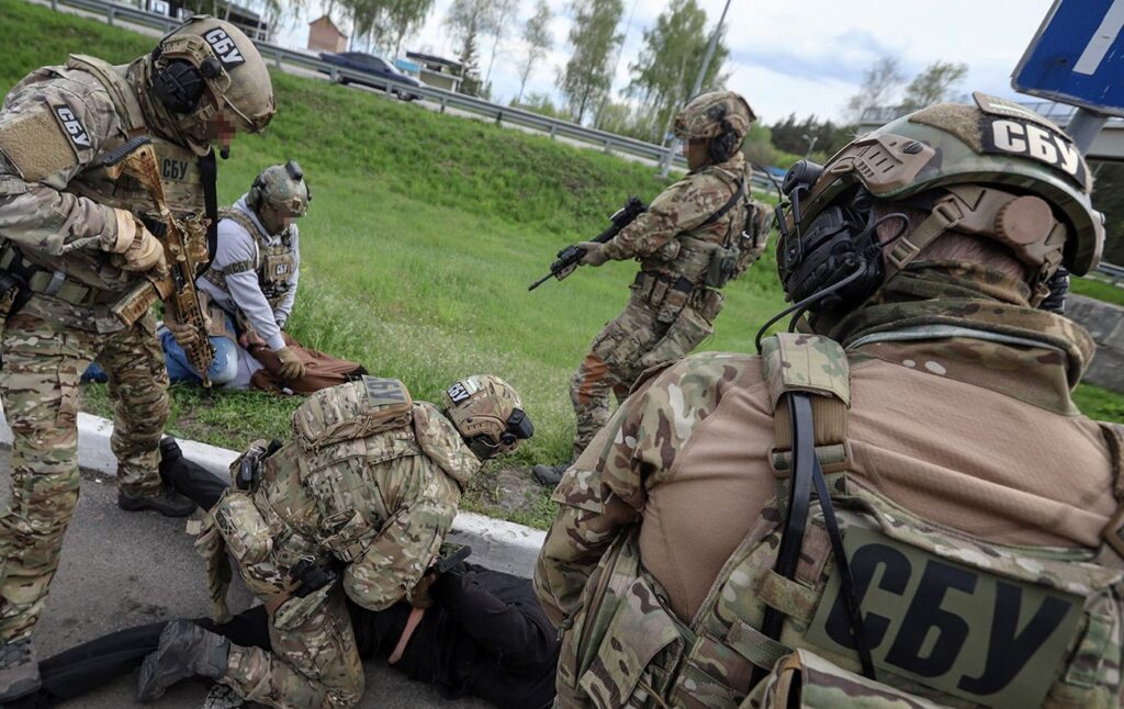 У Запоріжжі двоє зрадників готували вибух для бійців "Азова", СБУ запобігла теракту