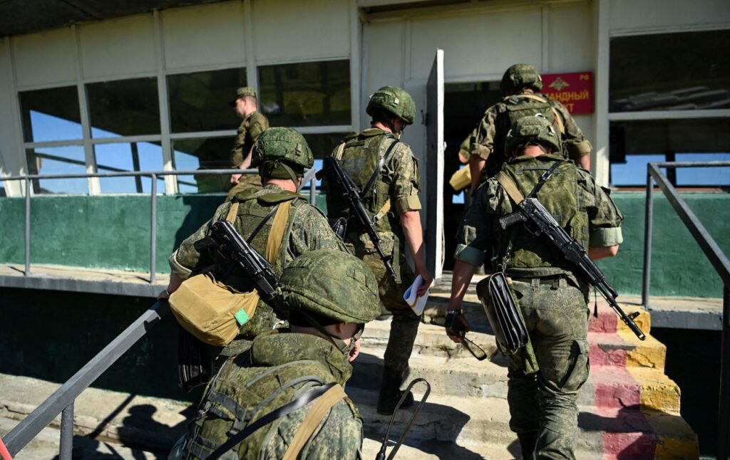 Россия собирается увеличить военное присутствие в Армении: ГУР обнародовал приказ