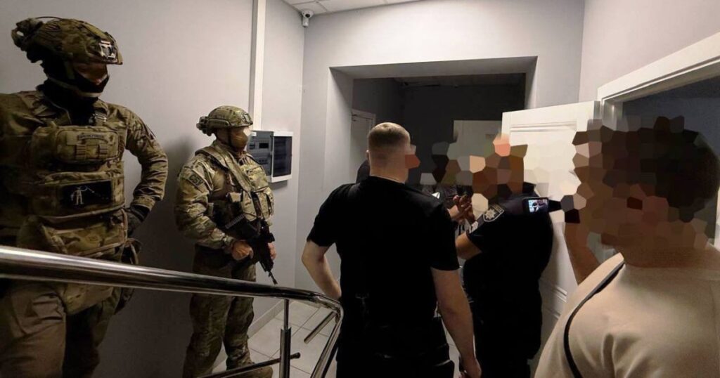 НАБУ не надало свідчень щодо "крота" ФСБ: відповідь бюро на численні обшуки СБУ та підозри