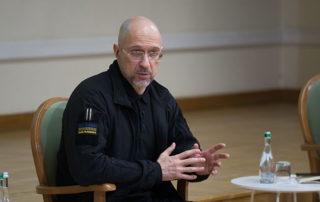 Уряд розширив програму "еВідновлення" на зони бойових дій і ВОТ