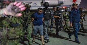 Шукали по всьому Еквадору: трирічна донька вказала, де переховується її батько-наркобарон