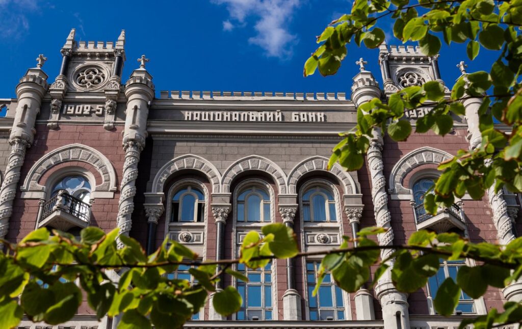 Фінансова подушка України зросла на півмільярда доларів завдяки підтримці союзників