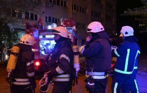 Нічний обстріл Харкова: в місті спалахнув вогонь, пошкоджено будинки та СТО