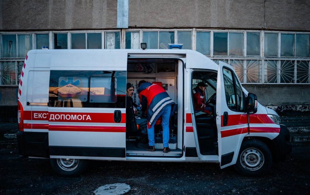 Военное преступление в Херсонской области: оккупанты сбросили взрывчатку на трактор, в результате погиб мужчина