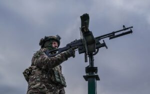 В Україні вночі відбулася атака дронів і ракет С-300: які результати у ППО
