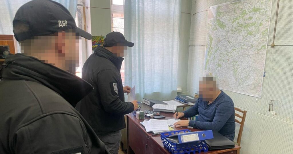 В Чернігівській області командир військової частини організував підроблений штаб: що виявили слідчі