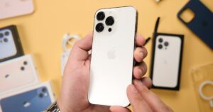 Не зволікайте з продажем свого iPhone: експерт розповів, чому через 30 днів це стане неможливим
