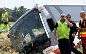 У Харкові стався ДТП за участю дитячого ансамблю з України: новини від МЗС