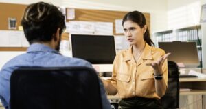 Зарплата по годинах у країнах ЄС: де українцям вигідніше працювати
