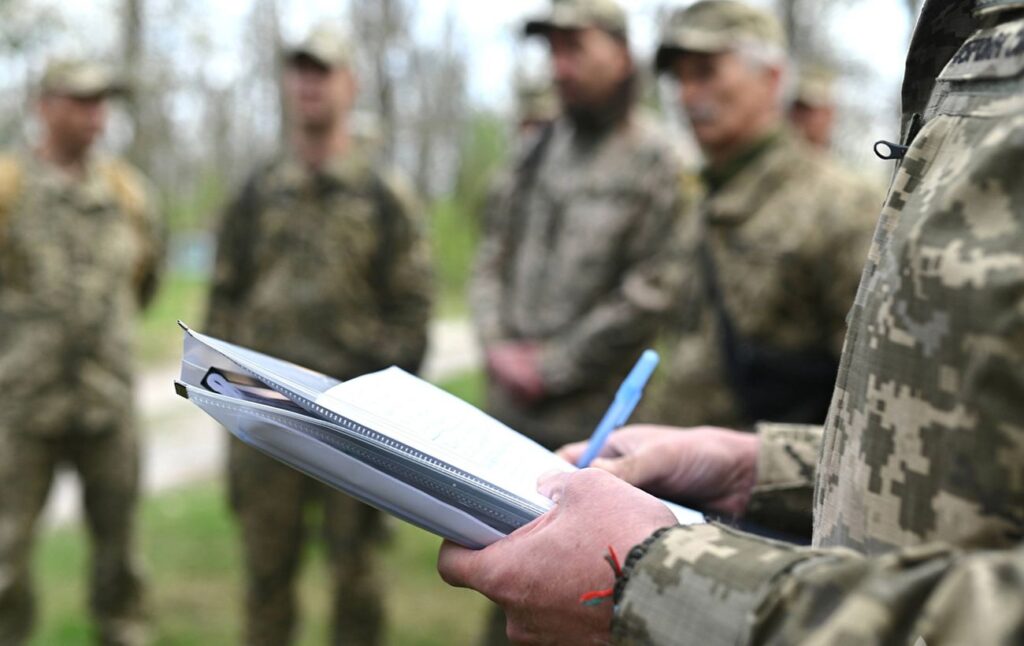 Коли забрали в ТЦК: чи можливо знайти посаду в ЗСУ після мобілізації