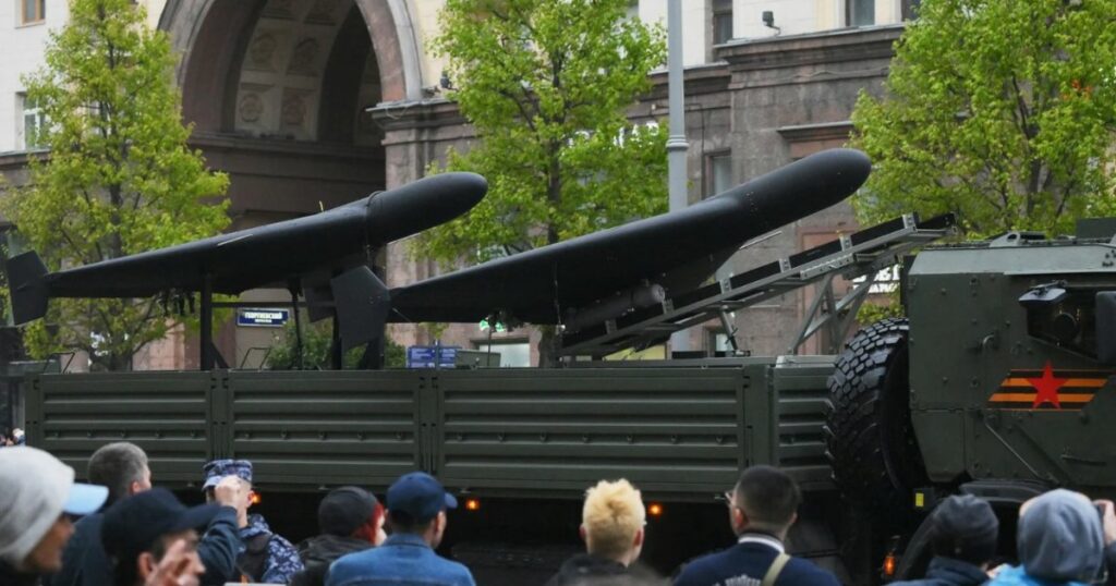 Дослідження: нарощування дронів РФ для найбільшої атаки на Україну