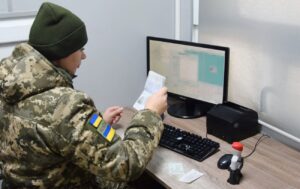 Чоловікам віком 18-22 роки для перетворення кордону необхідно мати військово-обліковий документ, - ДПСУ