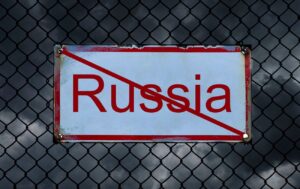 ЄС розглядає можливість введення санкцій проти Китаю та інших країн за імпорт російської нафти, - FT