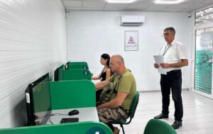 Теорія без автошколи: які іспити необхідно пройти для отримання прав на дві категорії