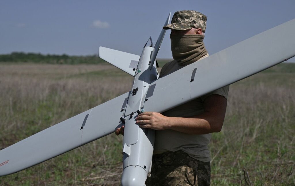 Українські розвідники знищили три гелікоптери Мі-8 та цінну РЛС у Криму
