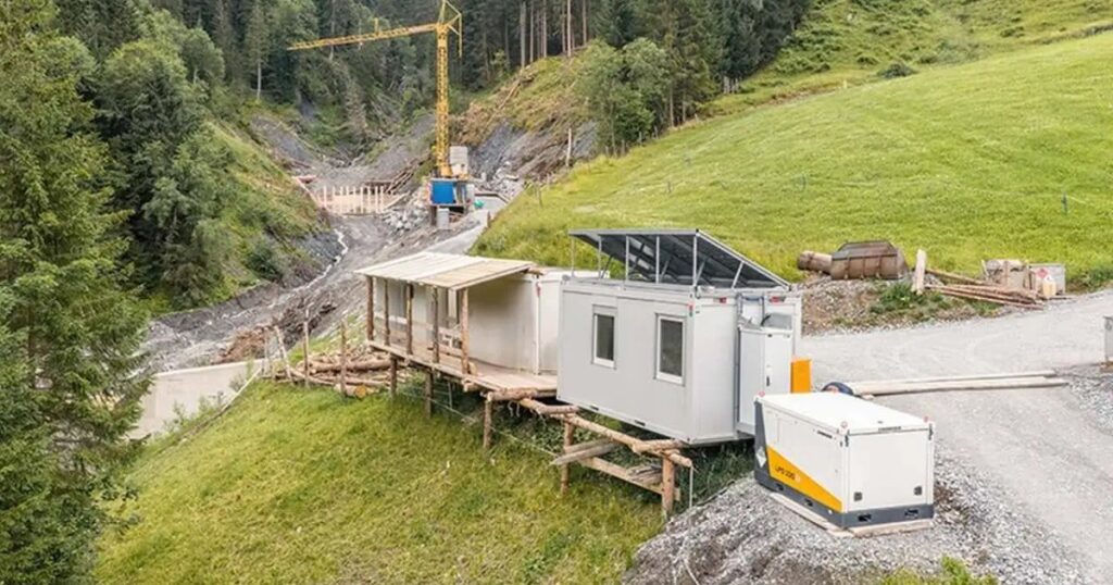 Батарея Liebherr LPO 100 успішно витіснила дизельні генератори: у чому секрет