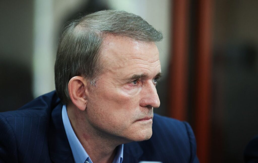 Медведчук серед осіб, до яких ЄС продовжив антиросійські санкції на рік через "гібридні дії