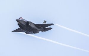 Bloomberg: Данія посилює свої збройні сили і купує нові винищувачі F-35