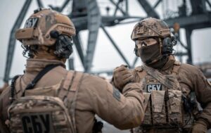 Третій діпстрайк СБУ за місяць: дрони атакували НПЗ "Башнафта" в Уфі