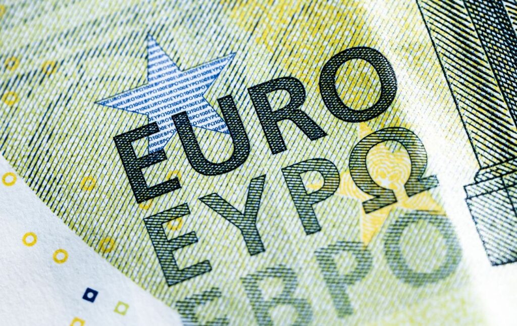 Прем'єр Бельгії попередив про ризики використання російських активів для України