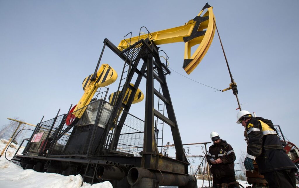 Нафта трішки зросла в ціні після падіння: які чинники вплинули