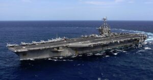 Авіаносець Harry Truman практично рік на ремонті через пробоїну: чому США лише «підлатали» корабель