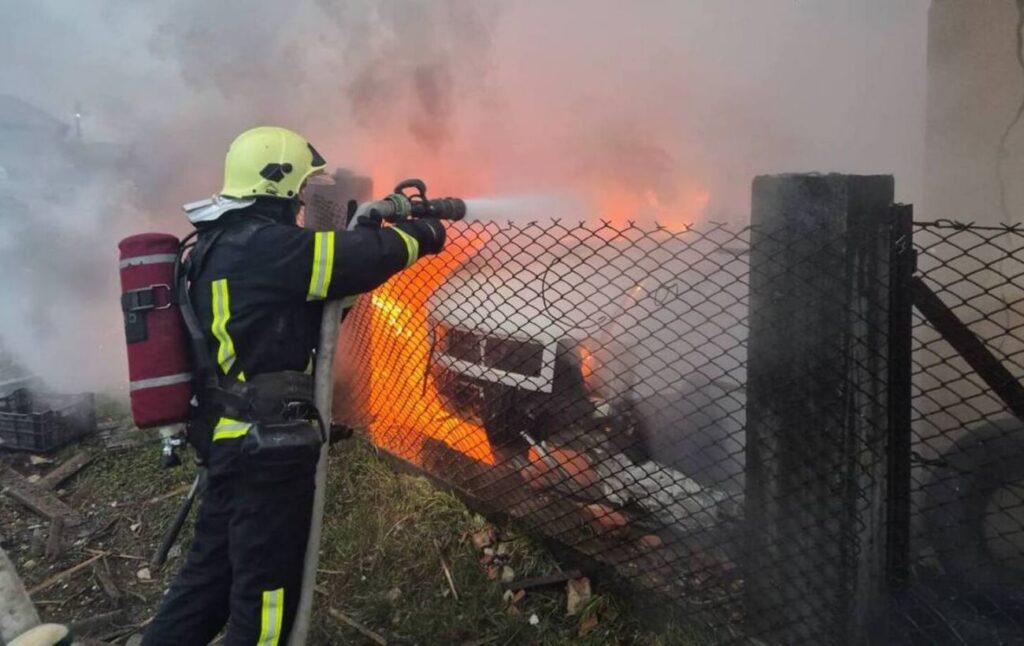 На Львівщині вдвічі збільшилась кількість жертв: ДСНС продемонструвала наслідки російського удару