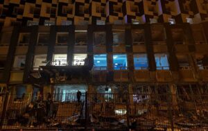 Пошкодження бізнес-центру, висоток та дитсадка внаслідок атаки на Київ
