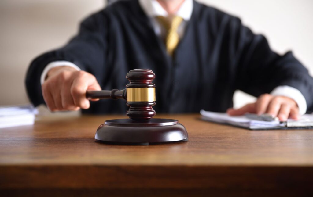 Адвокат прокоментував розгляд справи Дубневича, зазначивши відсутність потерпілого та збитків