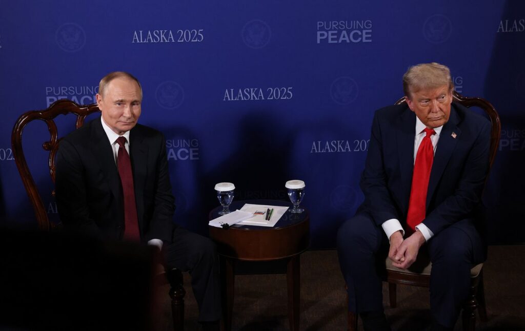 Трамп розлютився на Путіна на саміті в Алясці, готовий був піти і закричав