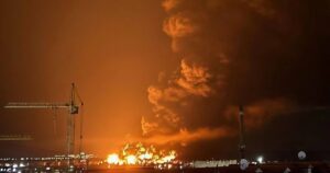 СБУ підтвердила атакування Феодосії: ідуть пожежі на нафтовому терміналі і підстанціях
